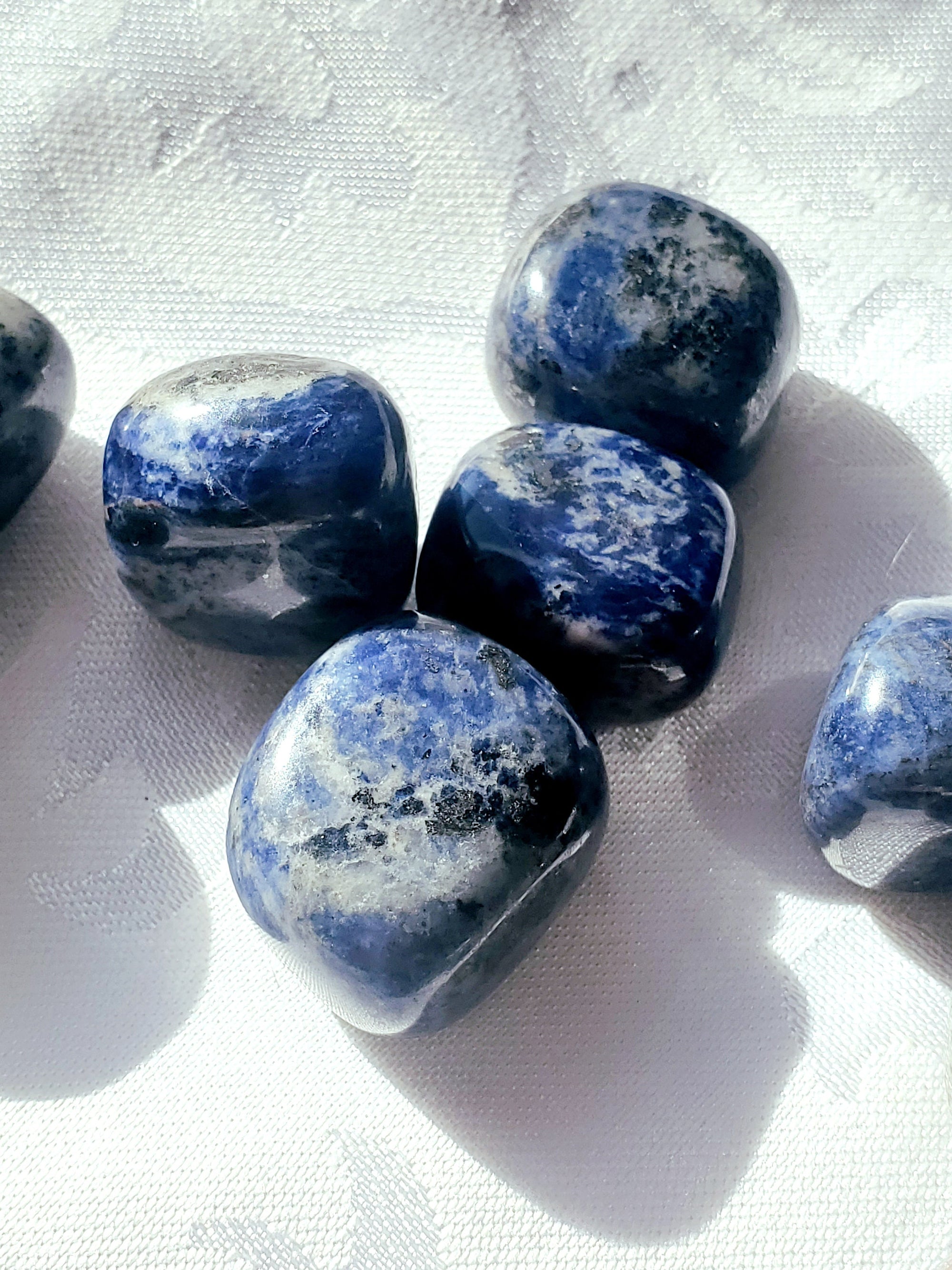 5 Sodalite Tumble Stones, Sodalite, Chakra Stone, Worry Stone,Tumbled Reiki Stone, Crystal Grid, Healing Stone, AAA Grade Sodalite Stones