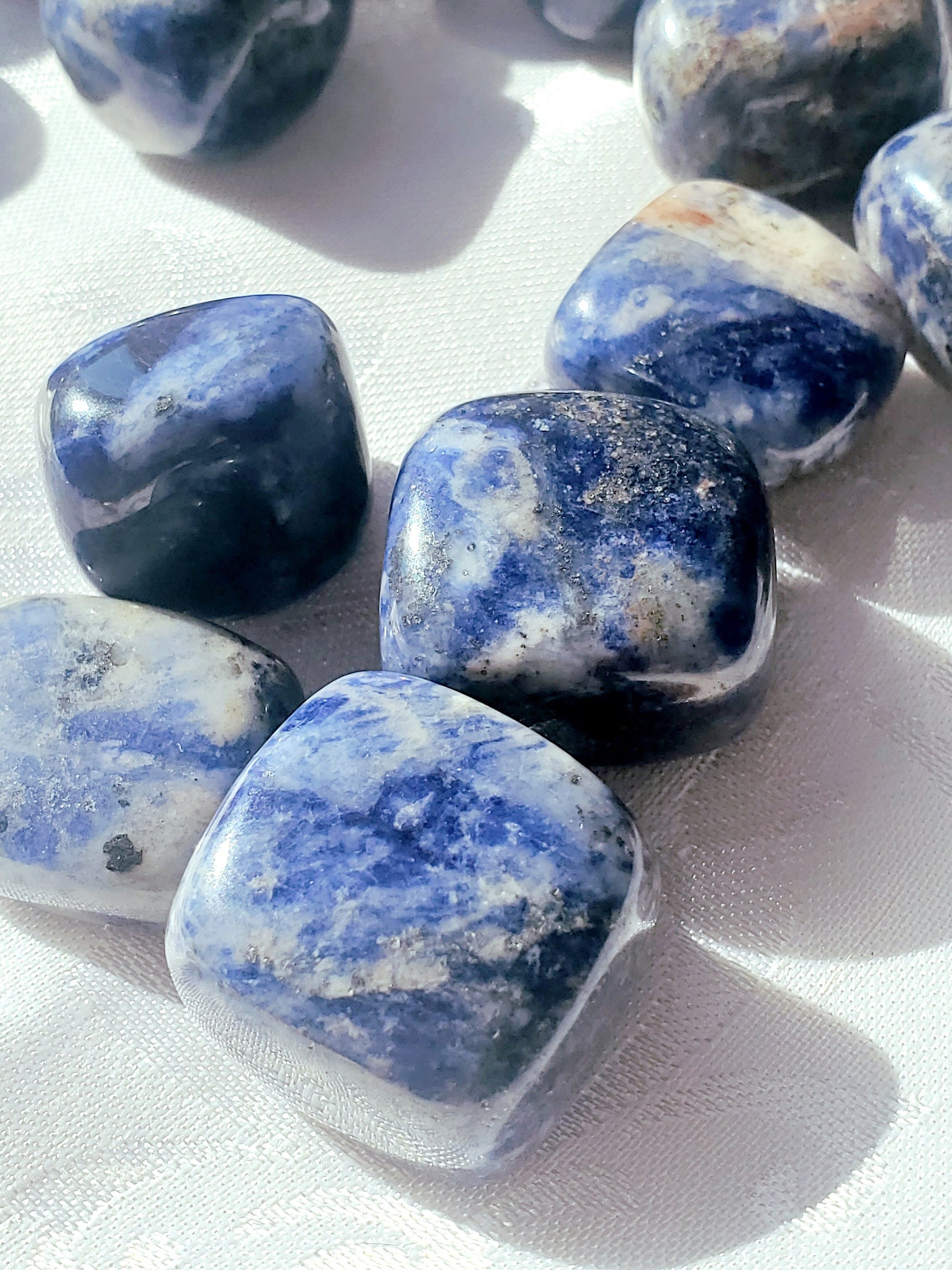 5 Sodalite Tumble Stones, Sodalite, Chakra Stone, Worry Stone,Tumbled Reiki Stone, Crystal Grid, Healing Stone, AAA Grade Sodalite Stones