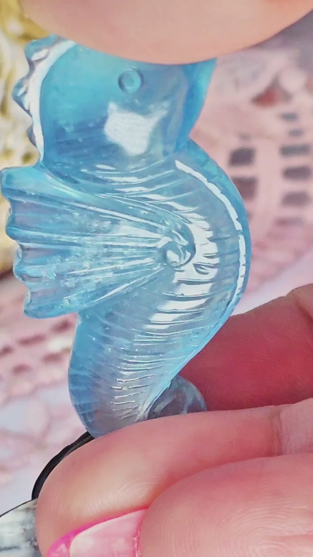 Aquamarine Seahorse, Aquamarine Crystal Carving, Aquamarine Carving, Mini Aquamarine Crystal, Aquamarine Pocket Stone, Carved Aquamarine
