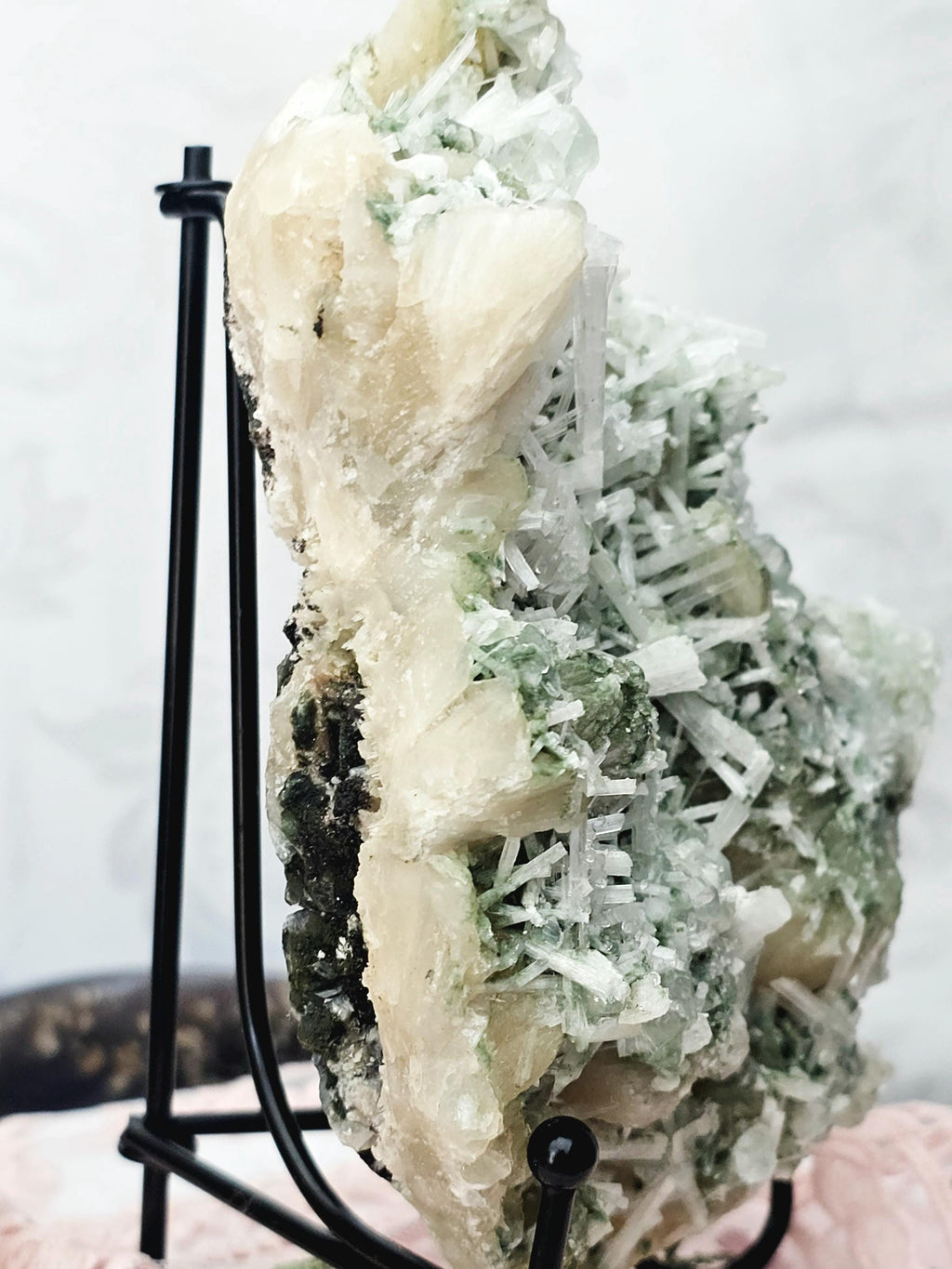 RARE Candy Apple Green Apophyllite with Scolecite and Stillbite from India , Apophyllite, Crystal, Crystal